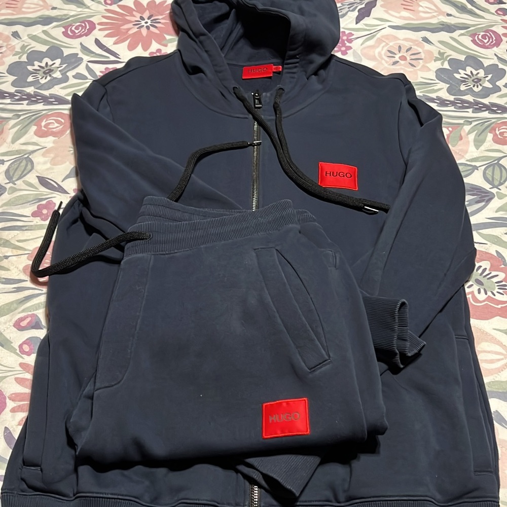 HUGO Navy Hoodie and Joggers Set